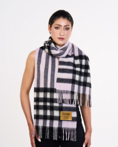 Cashmere Scarves for a Sophisticated Winter
