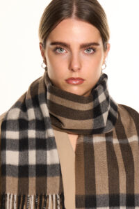 checked cashmere scarf in a beautifully designed gift box.