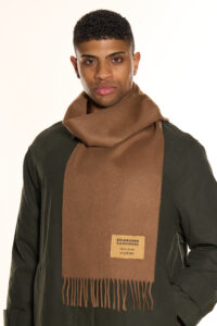 Extra fine cashmere scarves from Scotland
